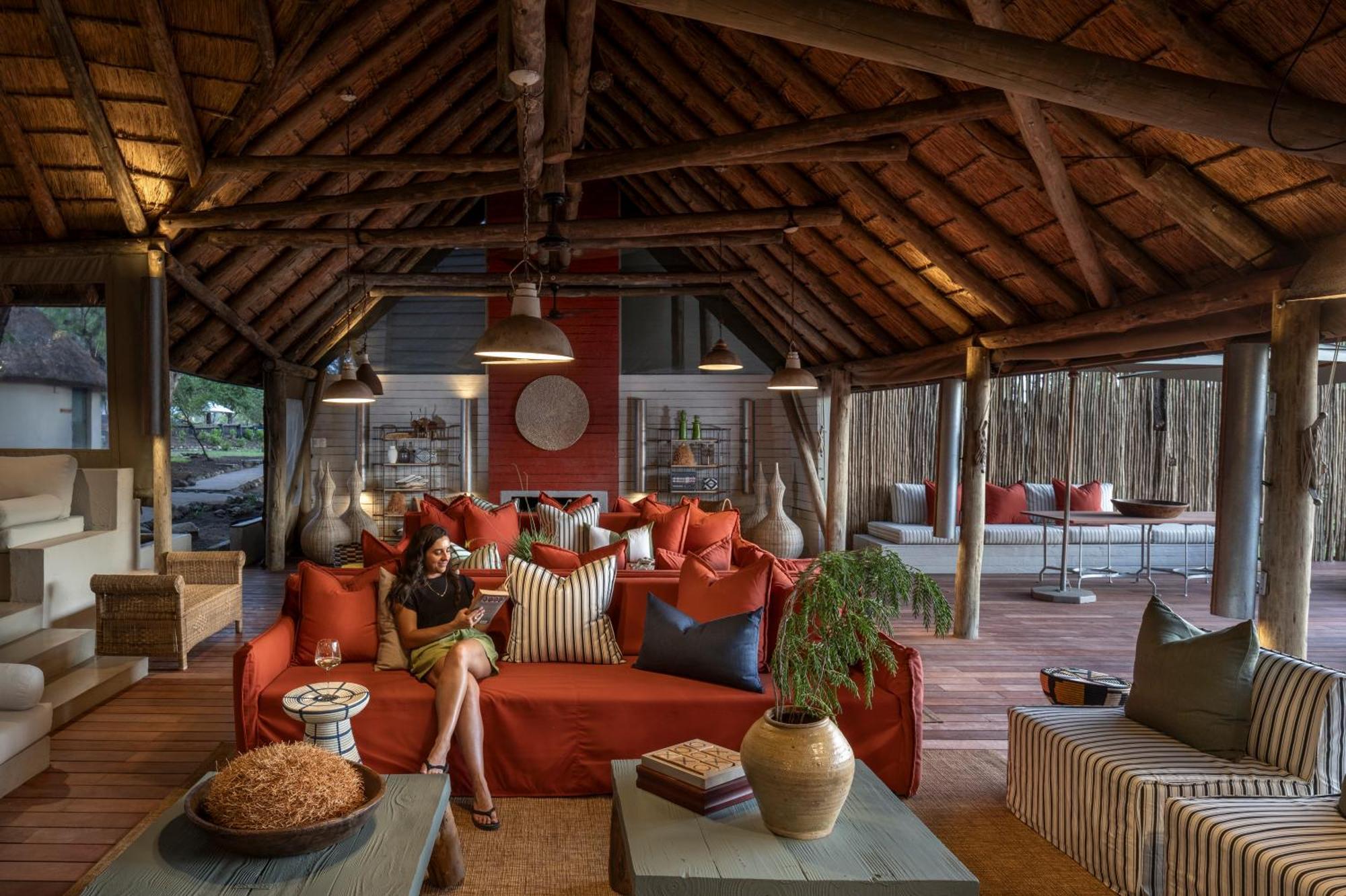 Simbavati River Lodge Заповедник Тимбавати Экстерьер фото