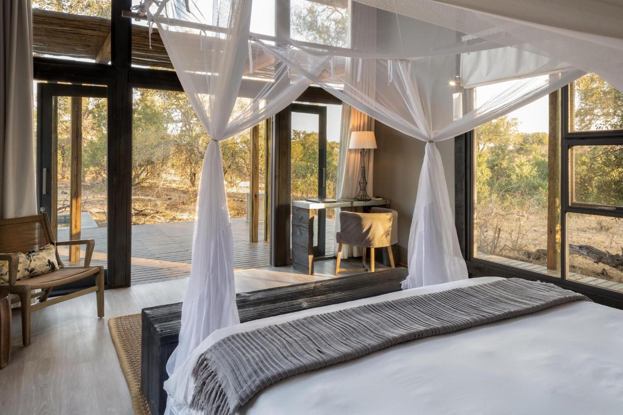 Simbavati River Lodge Заповедник Тимбавати Экстерьер фото